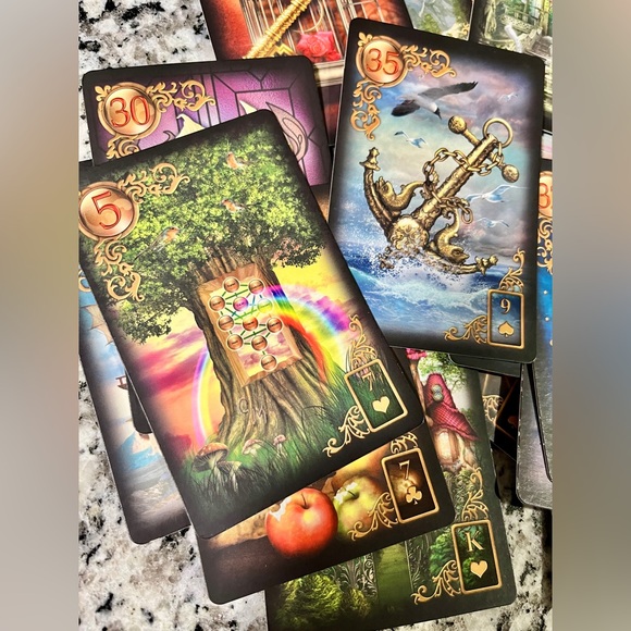 🔮Gilded Reverie lenormand deck autographed by designer too! Fortune psychic fun🔮 - Picture 10 of 11